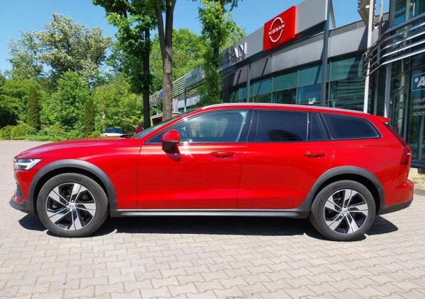 Volvo V60 Cross Country cena 136900 przebieg: 116259, rok produkcji 2019 z Puszczykowo małe 301